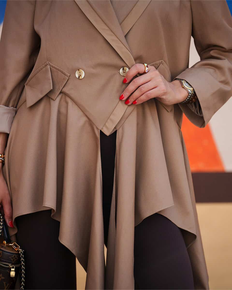 Camel Flow Trench Jacket - afroda