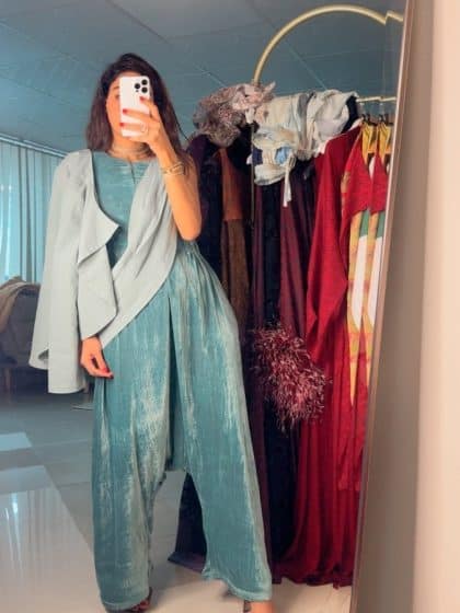 The Velvet Jumpsuit 2 - afroda